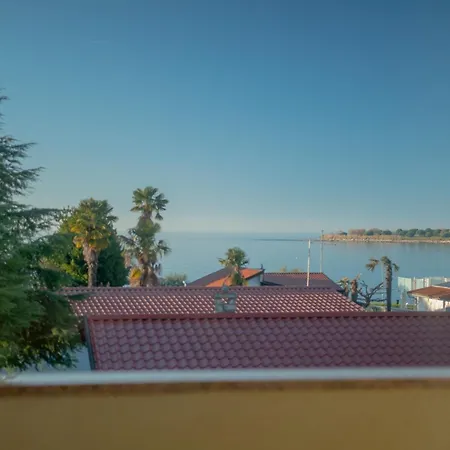 Angelica 2 Novigrad Istria